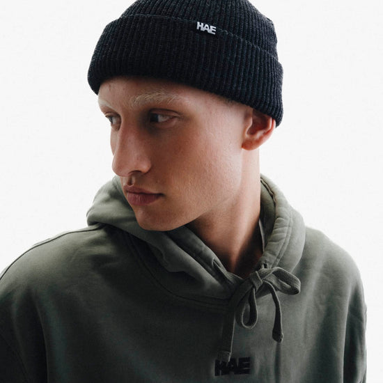 Mütze und Beanie von Schweizer Marke