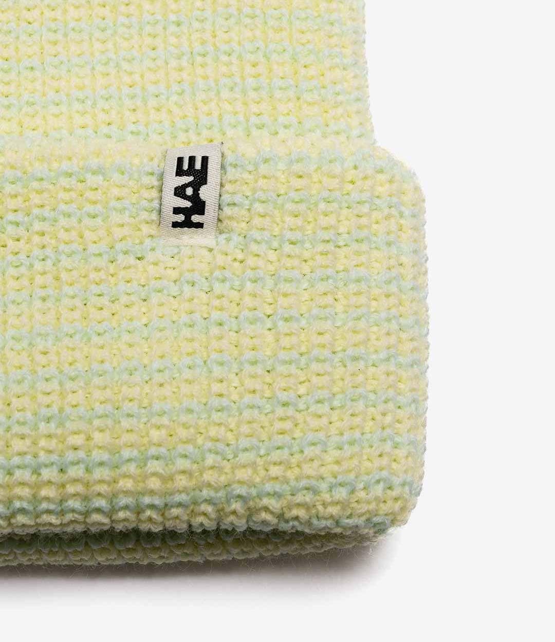 Detailansicht des Woven Labels der Peak Bagger Mütze