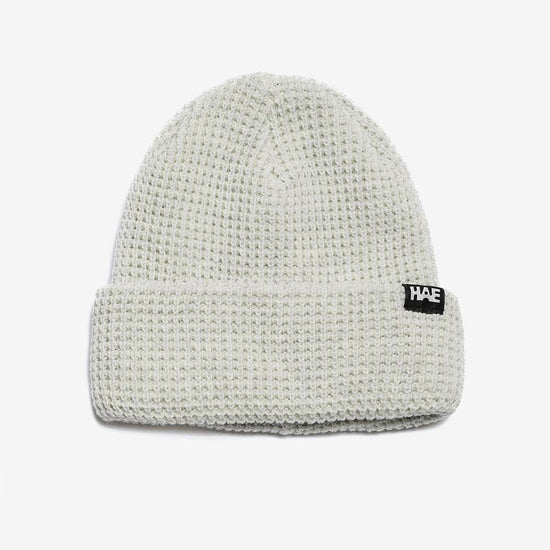 Quester Mütze von HAE Hellgrau