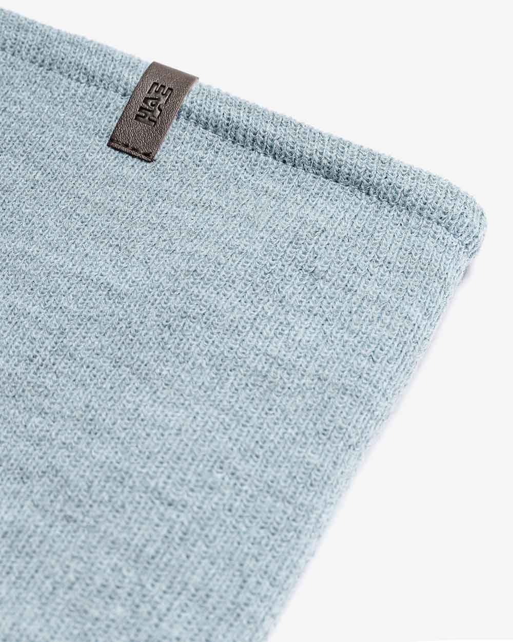 Detailansicht des Strickmusters vom Rambler Halsschlauch