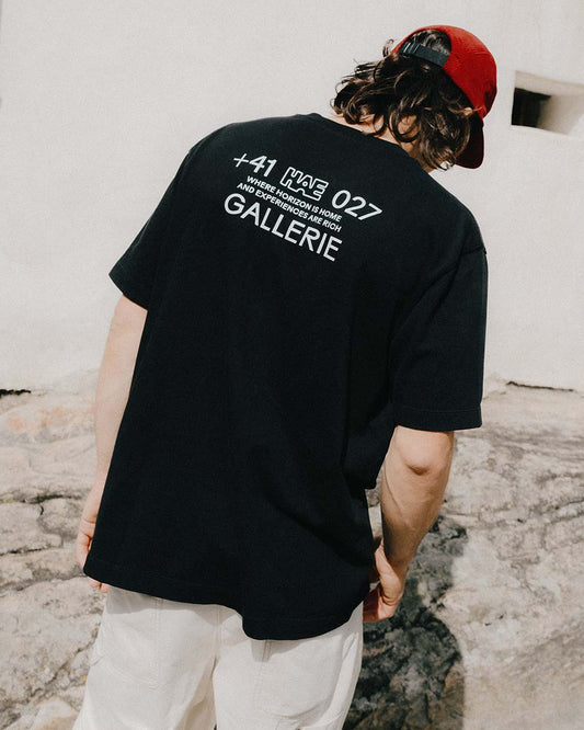 T-shirt limité D'Göttlicha | Édition Lignes
