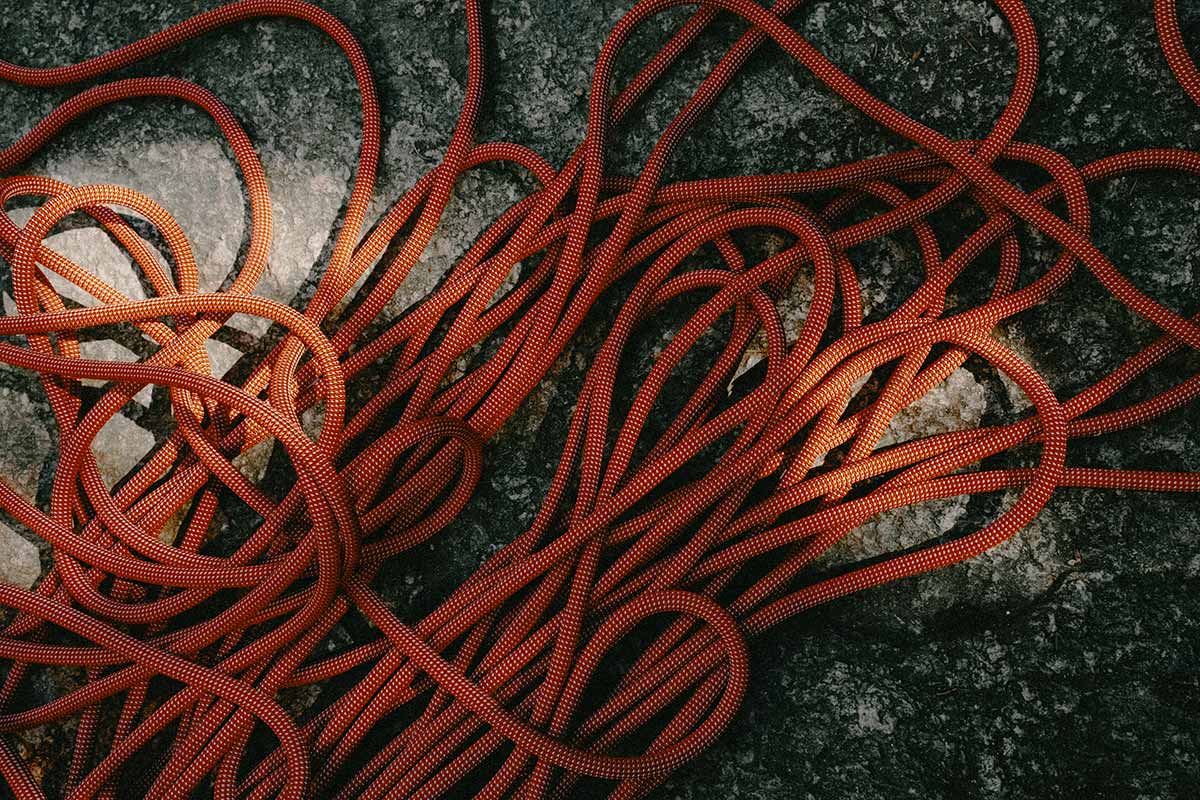 Second Line – Old climbing ropes become something new – HAE