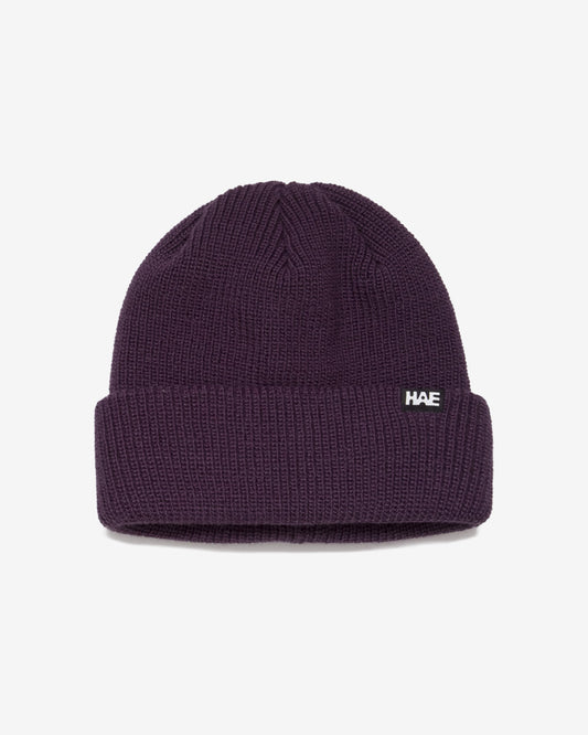 HAE Navigator Mütze in Aubergine – Beanie aus 100% Acryl