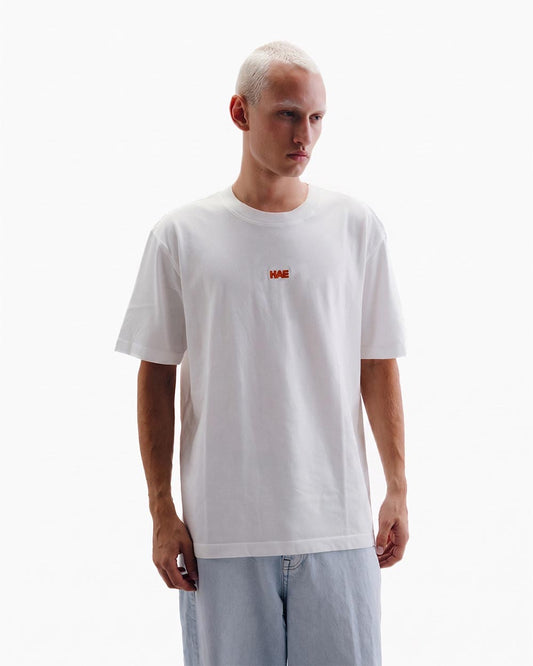 HAE Aprikose Shirt Vorderseite Model