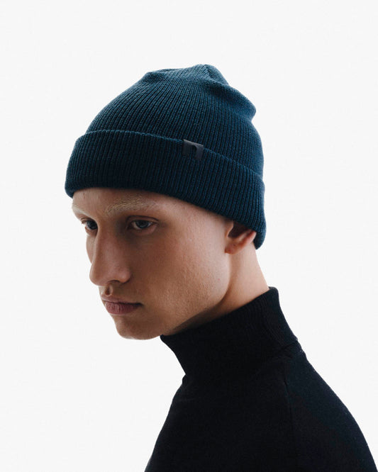 Merino Beanie in blau von HAE