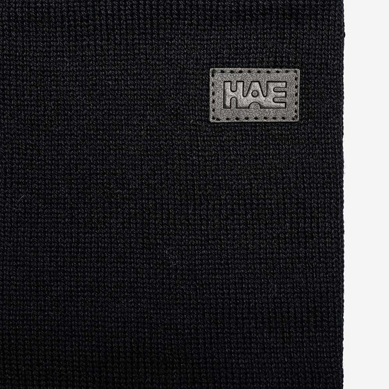 Schwarze Detailansicht der Farbkombination Schwarz auf Schwarz
