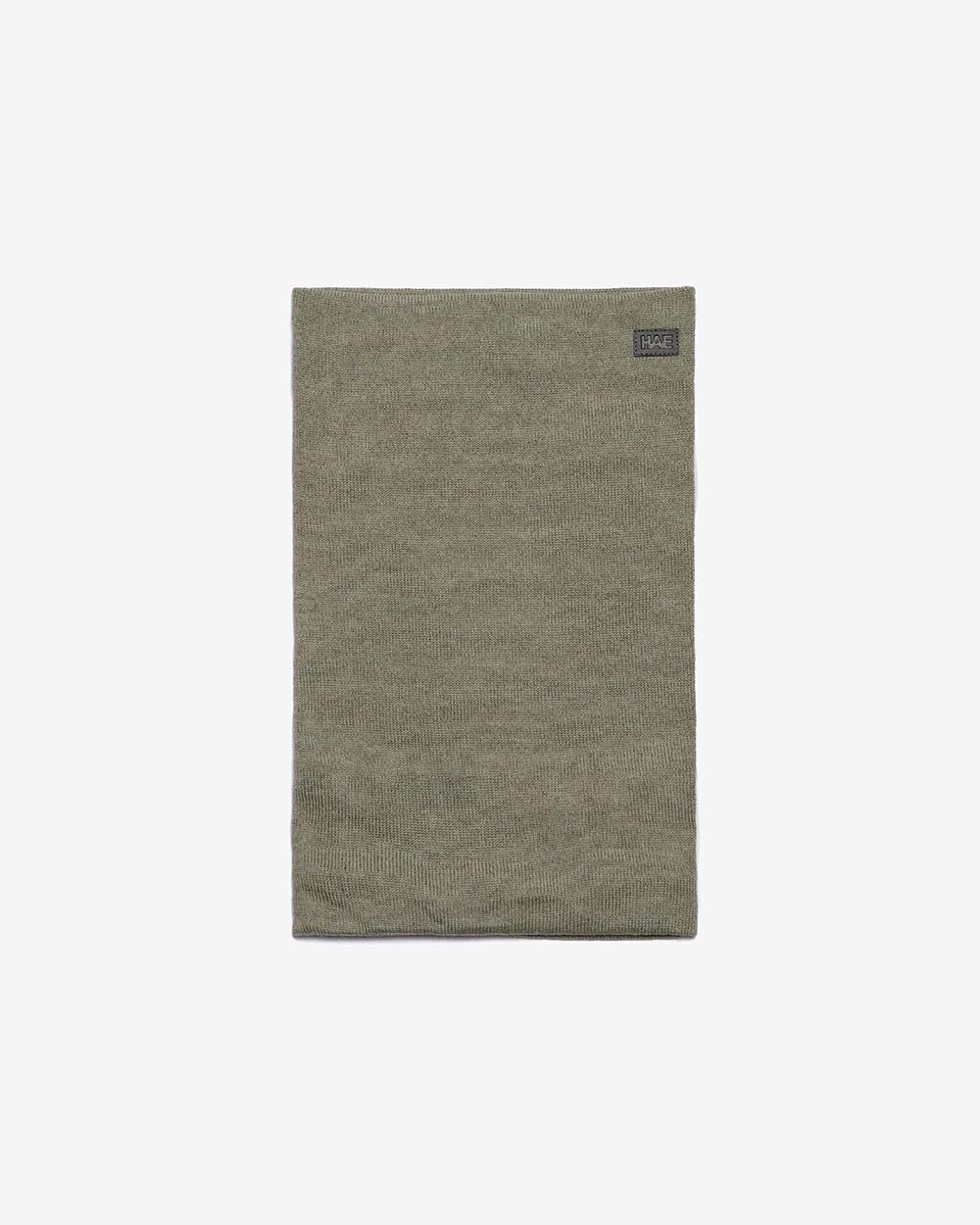 Den Neckwarmer gibt es auch in der Farbvariante Olive